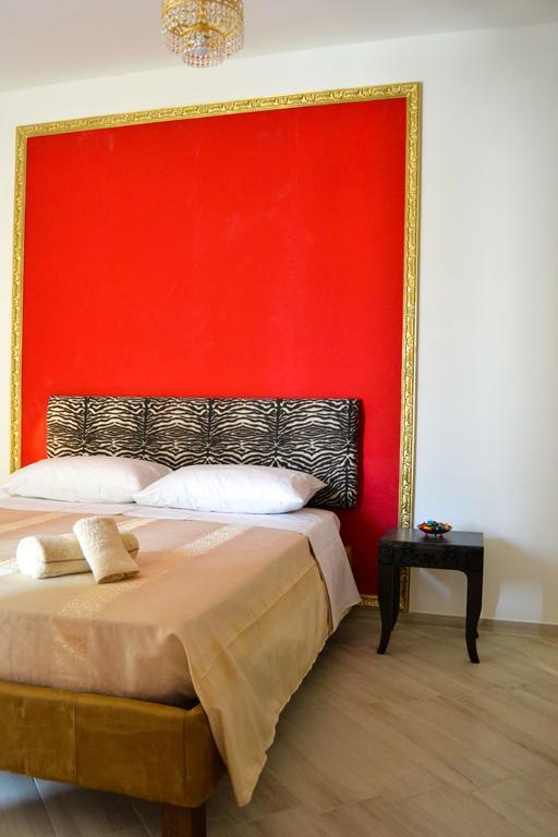 Sottosopra Bed & Breakfast มาร์เกริตา ดิ ซาวอยา ภายนอก รูปภาพ